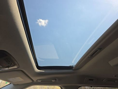 New 2026 Kia Carnival SX FWD image 16