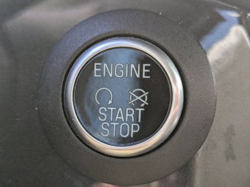 Used 2017 Ford Escape Titanium w/ Equipment Group 301A image 33