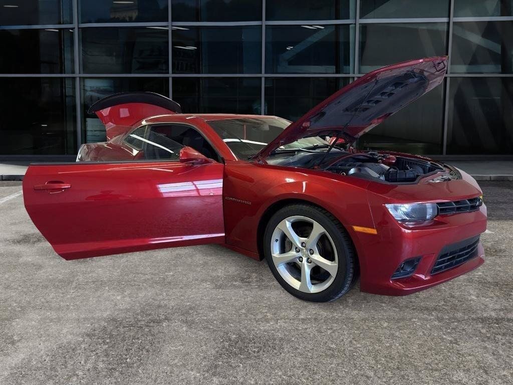 Used 2015 Chevrolet Camaro SS w/ Rear Vision Package RWD image 9