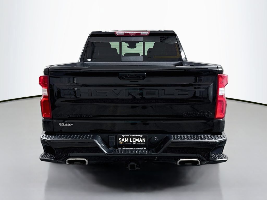 Used 2024 Chevrolet Silverado 1500 High Country w/ Technology Package AWD/4WD image 6