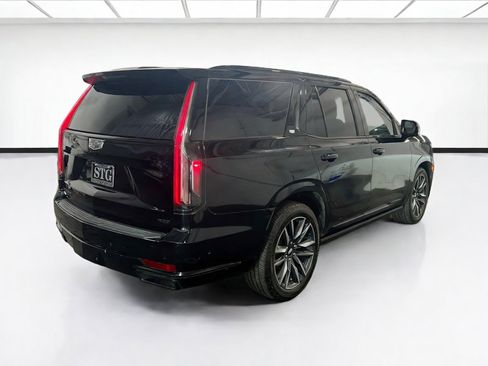 Used 2021 Cadillac Escalade Sport Platinum AWD/4WD image 4