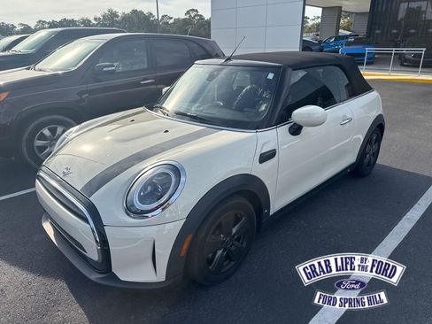 Used 2023 MINI Cooper Convertible image 1