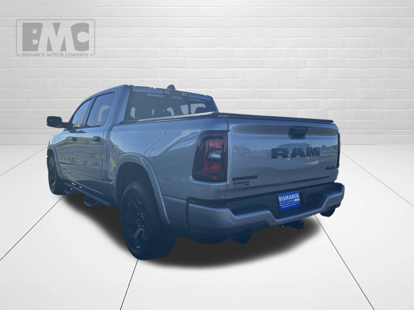 Used 2025 RAM 1500 Big Horn AWD/4WD image 4