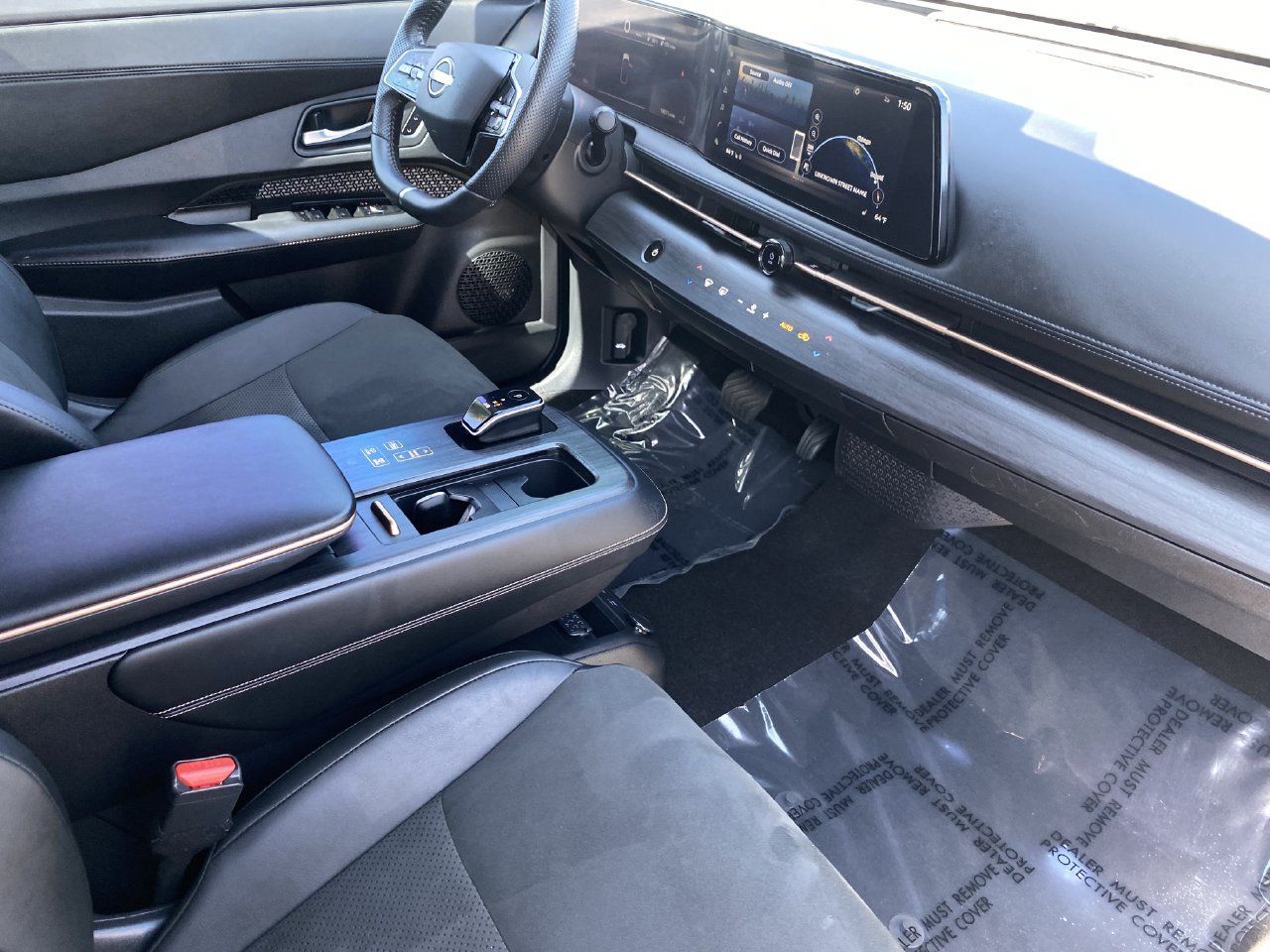 Certified 2024 Nissan Ariya FWD image 9