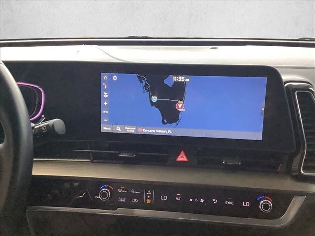 Used 2023 Kia Sportage EX FWD image 14