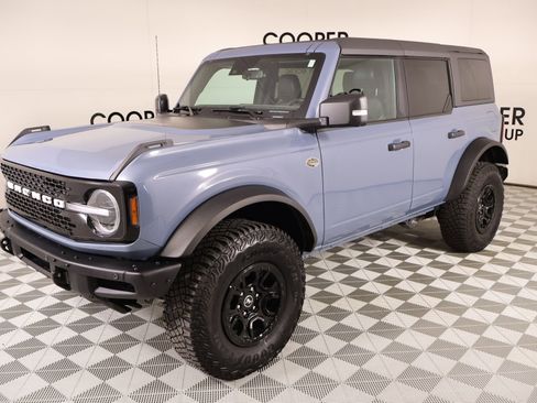 Used 2024 Ford Bronco Wildtrak AWD/4WD image 11