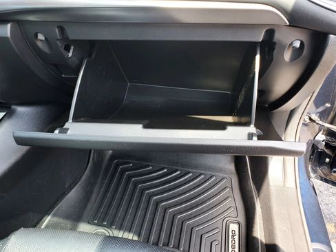 Used 2017 MAZDA MAZDA3 Grand Touring w/ Premium Equipment Package FWD image 43