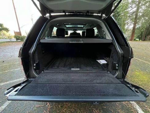 Used 2015 Land Rover Range Rover Long Wheelbase Supercharged image 19