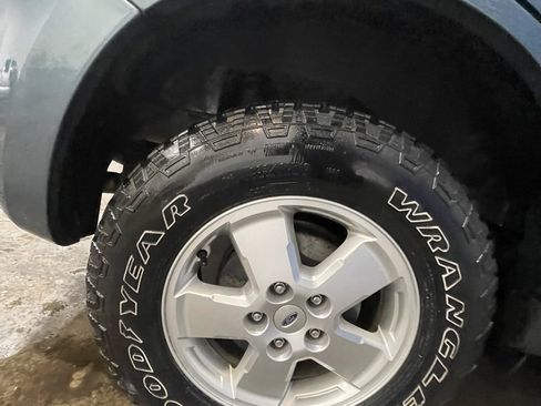 Used 2012 Ford Escape XLT image 32