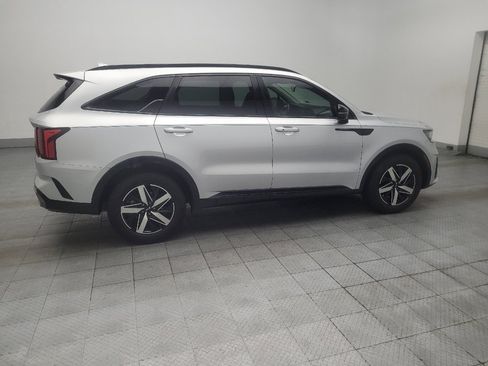 Used 2021 Kia Sorento S w/ Panoramic Sunroof Package FWD image 10