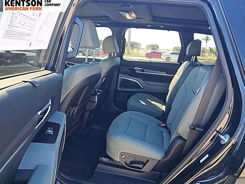 Used 2024 Kia Telluride SX X-Pro image 7