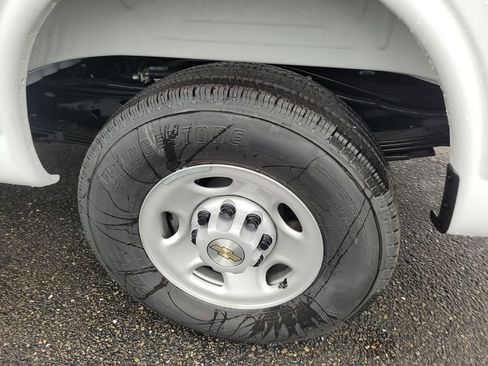 New 2025 Chevrolet Express 2500 w/ Driver Convenience Package image 29