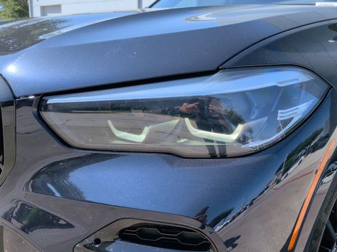 Used 2022 BMW X5 sDrive40i w/ M Sport Package RWD image 6