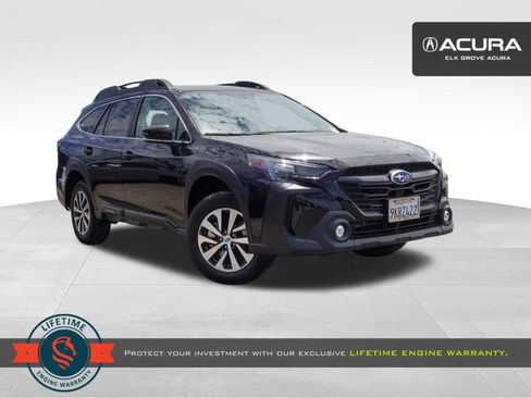 Used 2024 Subaru Outback Premium AWD/4WD image 1