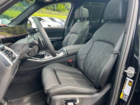 Used 2026 BMW X5 xDrive50e AWD/4WD image 28