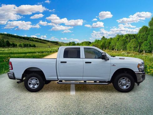 Certified 2024 RAM 3500 Tradesman w/ Chrome Appearance Group AWD/4WD image 7