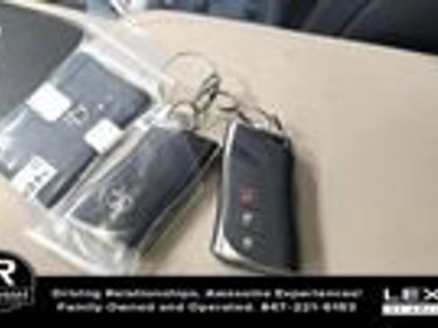 Used 2024 Lexus RZ 450e Premium image 6