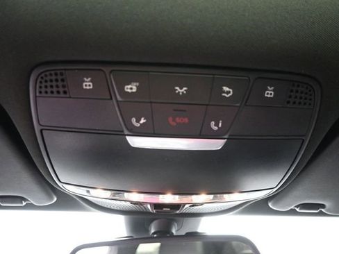 Used 2018 Mercedes-Benz C 300 C 300 image 31