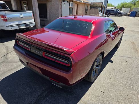 Used 2018 Dodge Challenger SXT Plus RWD image 8