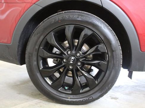 Used 2020 Kia Sorento EX FWD image 26