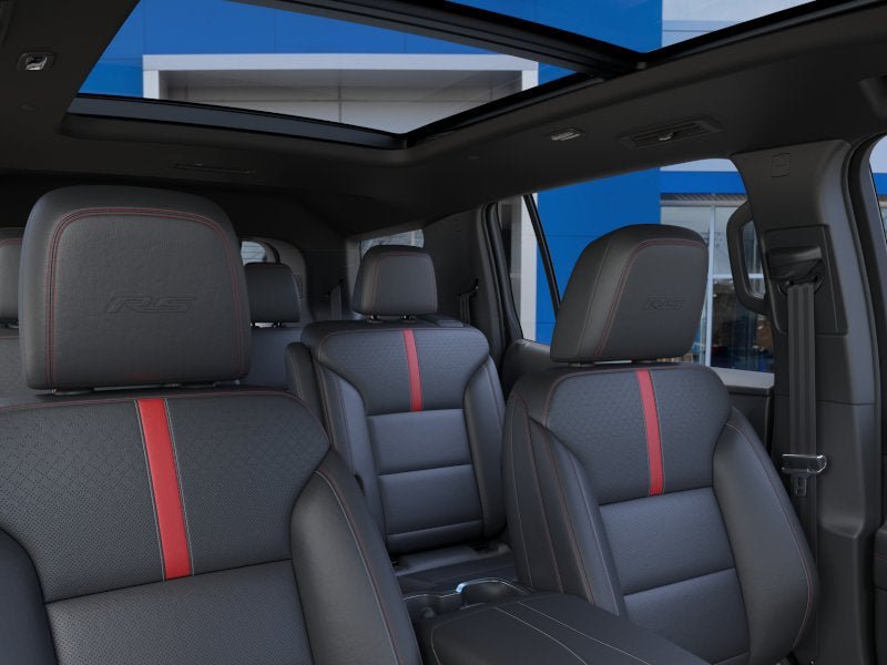 New 2026 Chevrolet Traverse RS w/ LPO, Floor Liner Package AWD/4WD image 24
