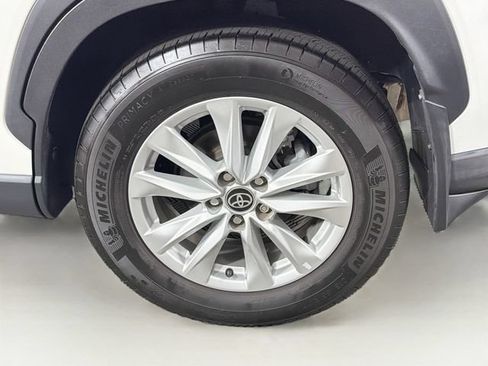 Used 2023 Toyota Corolla Cross LE w/ Moonroof Package AWD/4WD image 35