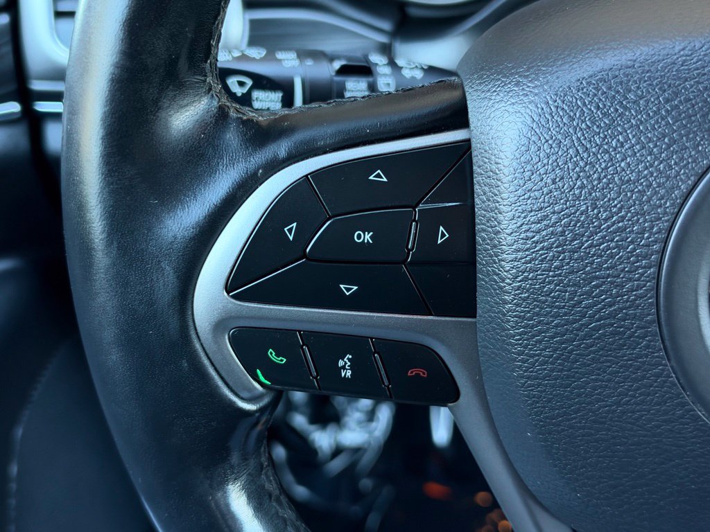 Used 2019 Jeep Grand Cherokee Limited w/ Luxury Group II AWD/4WD image 28