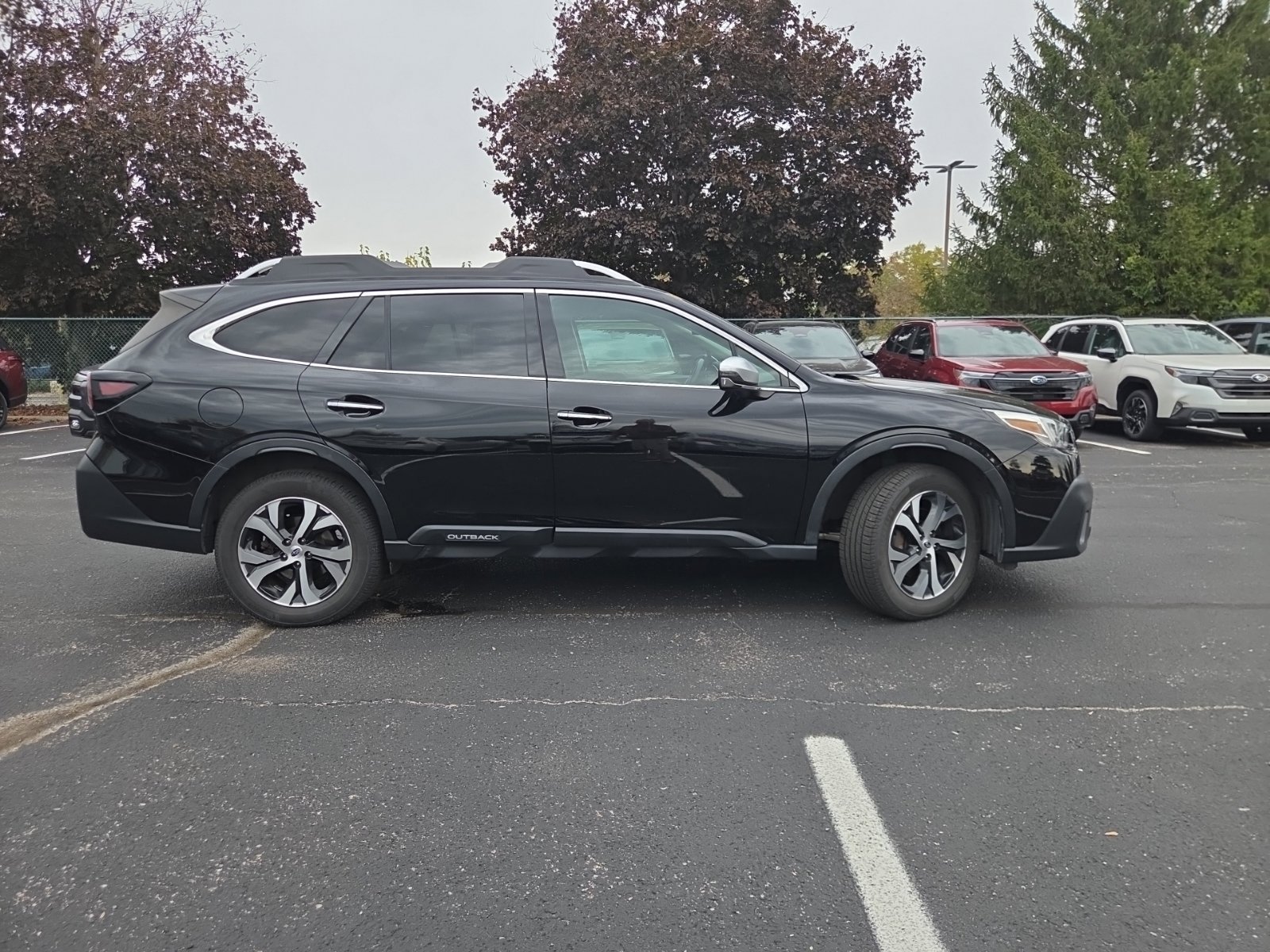 Used 2021 Subaru Outback Touring AWD/4WD image 2