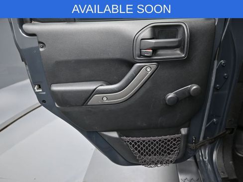 Used 2017 Jeep Wrangler Unlimited Sport w/ Connectivity Group AWD/4WD image 24