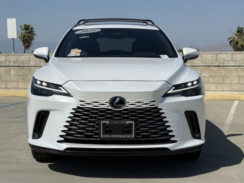 Used 2025 Lexus RX 350 FWD w/ Accessory Package image 6