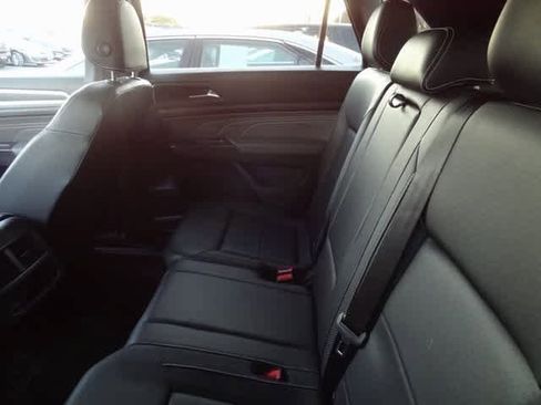 Used 2023 Volkswagen Atlas Cross Sport SEL R-Line image 8