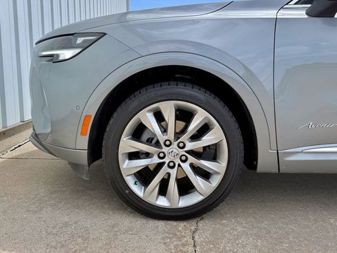 Used 2023 Buick Envision Avenir AWD/4WD image 37