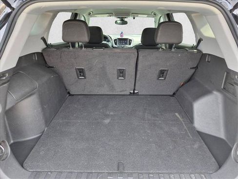 Used 2022 GMC Terrain SLE FWD image 5