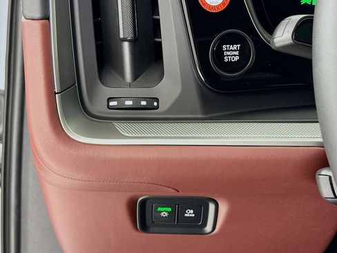 New 2026 Porsche Cayenne S image 15