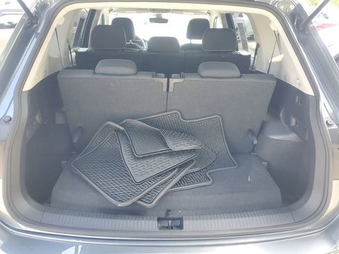 Used 2024 Volkswagen Tiguan S image 8