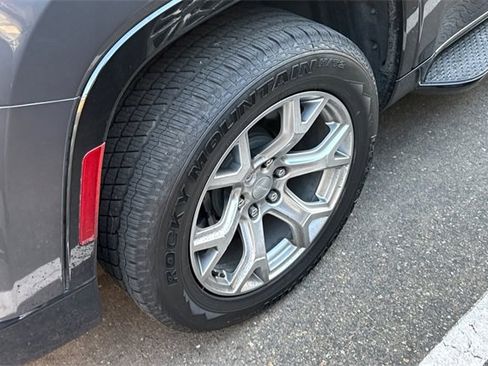 Used 2022 Jeep Wagoneer Series II image 7