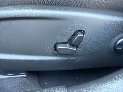 Used 2023 Dodge Charger SXT w/ Cold Weather Package RWD image 13