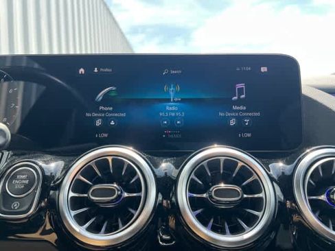 Certified 2023 Mercedes-Benz GLA 250 image 33
