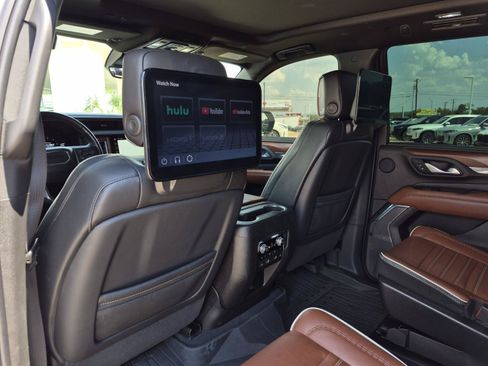 Used 2023 GMC Yukon Denali Ultimate AWD/4WD image 20