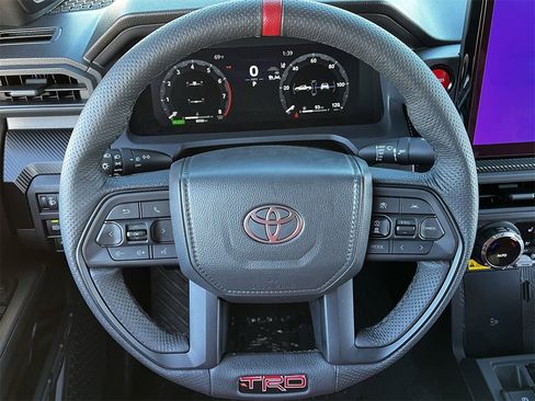 Used 2025 Toyota Tacoma TRD Pro image 11