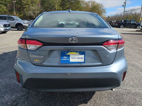 Used 2024 Toyota Corolla LE image 5