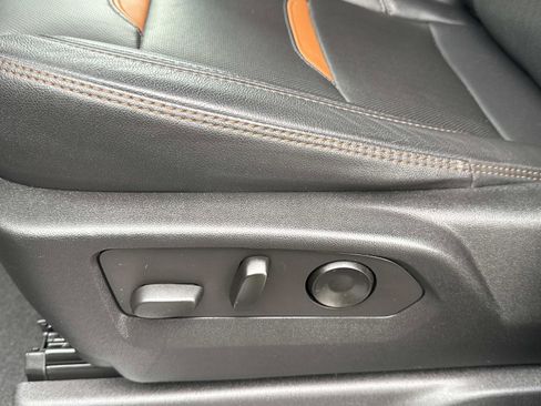 Used 2022 GMC Sierra 1500 AT4 w/ AT4 Premium Package image 20