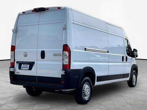 Used 2025 RAM ProMaster 2500 w/ Convenience Group FWD image 6