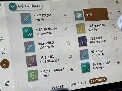 New 2026 Land Rover Defender 130 V8 image 18