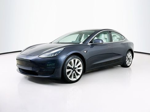 Used 2018 Tesla Model 3 Long Range AWD/4WD image 3