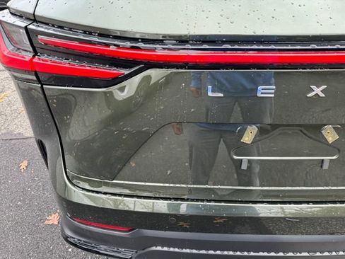 New 2025 Lexus NX 350h AWD w/ Cold Area Package image 13