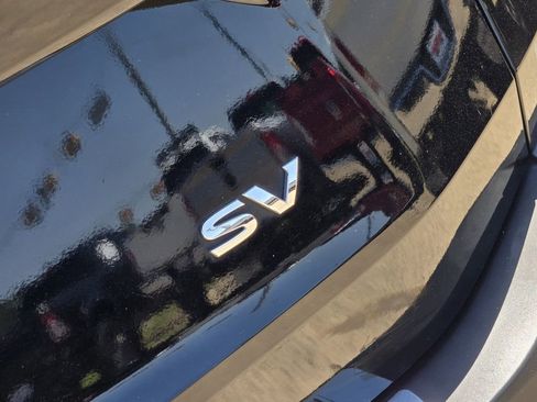Used 2022 Nissan Rogue SV FWD image 10