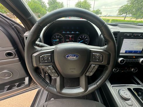 Used 2021 Ford Expedition XL image 20