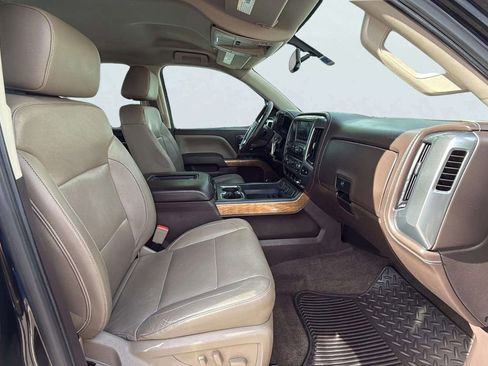 Used 2018 Chevrolet Silverado 1500 LTZ w/ Texas Edition AWD/4WD image 13