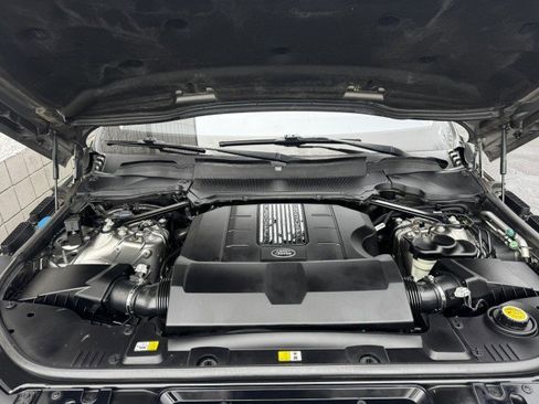 Used 2017 Land Rover Range Rover Sport Supercharged image 2